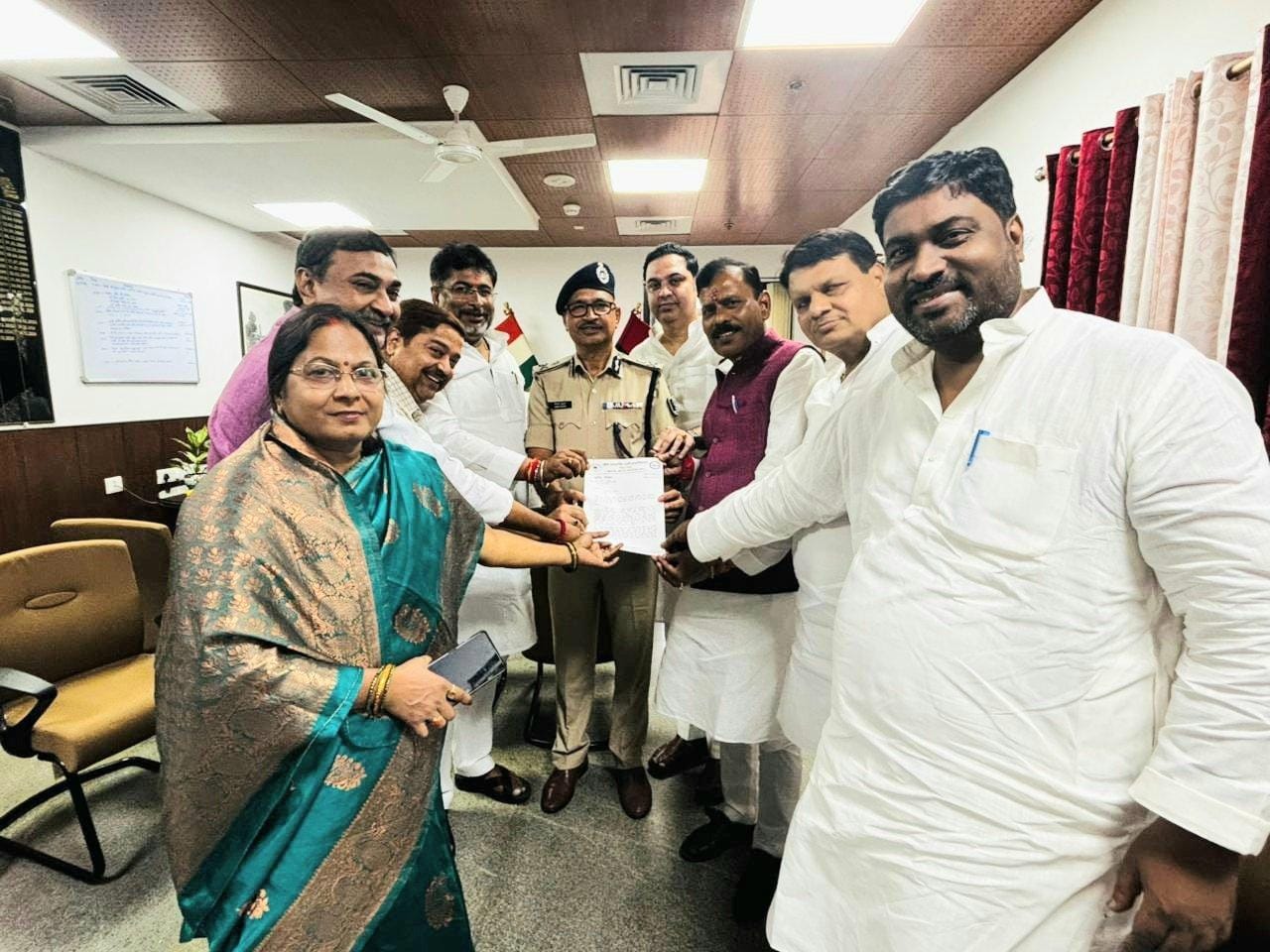 LJP delegation meets Bihar DGP, seeks stronger security for Chirag Paswan