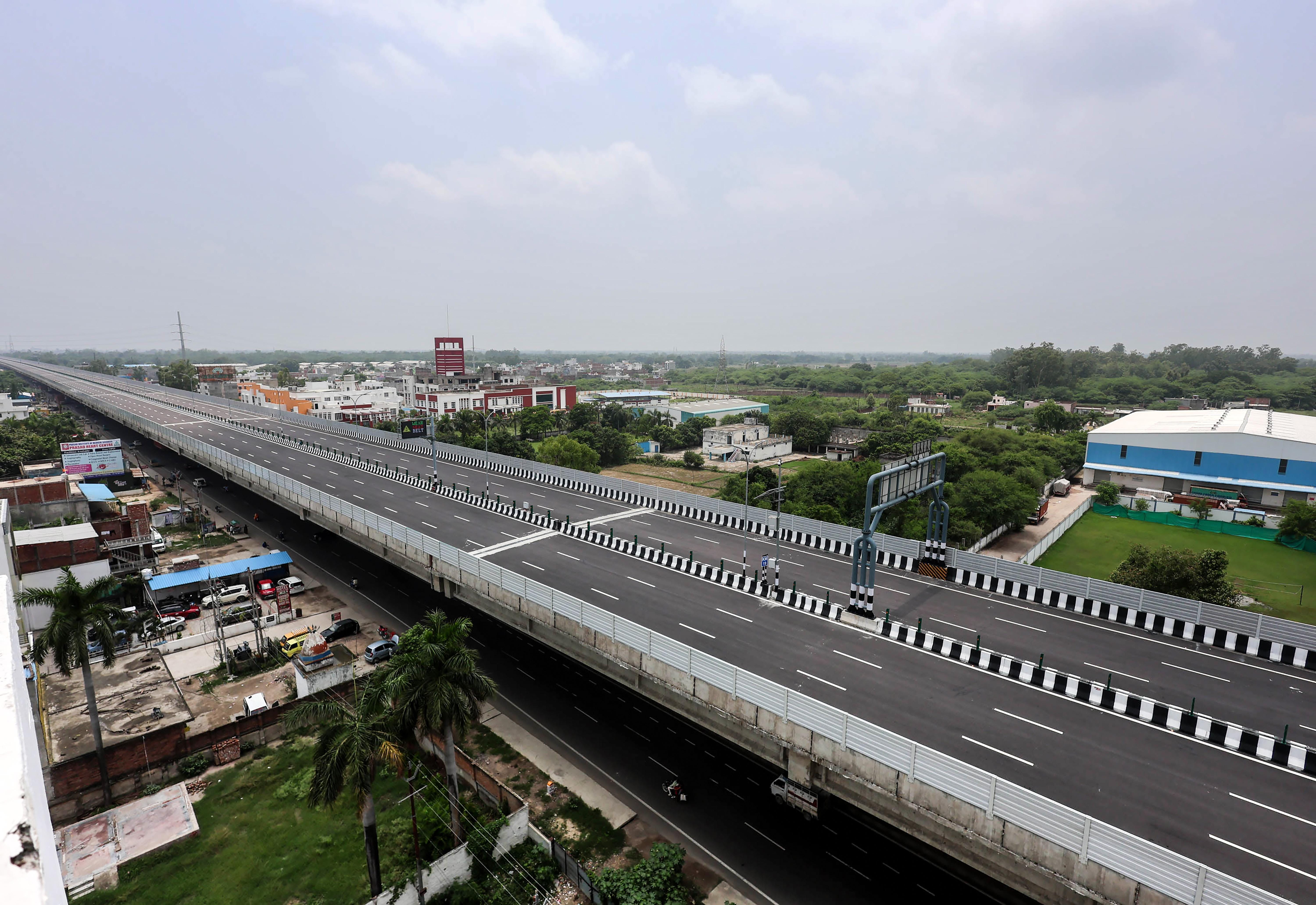 Lucknow: View of Inaugurated Lucknow-Kanpur Highway