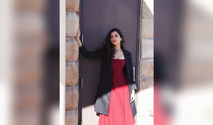 Makers of upcoming film starring Aditya Roy Kapur, deny casting Bhagyashree Borse in the film (Photo Credit: Bhagyashrii Borse/Instagram)