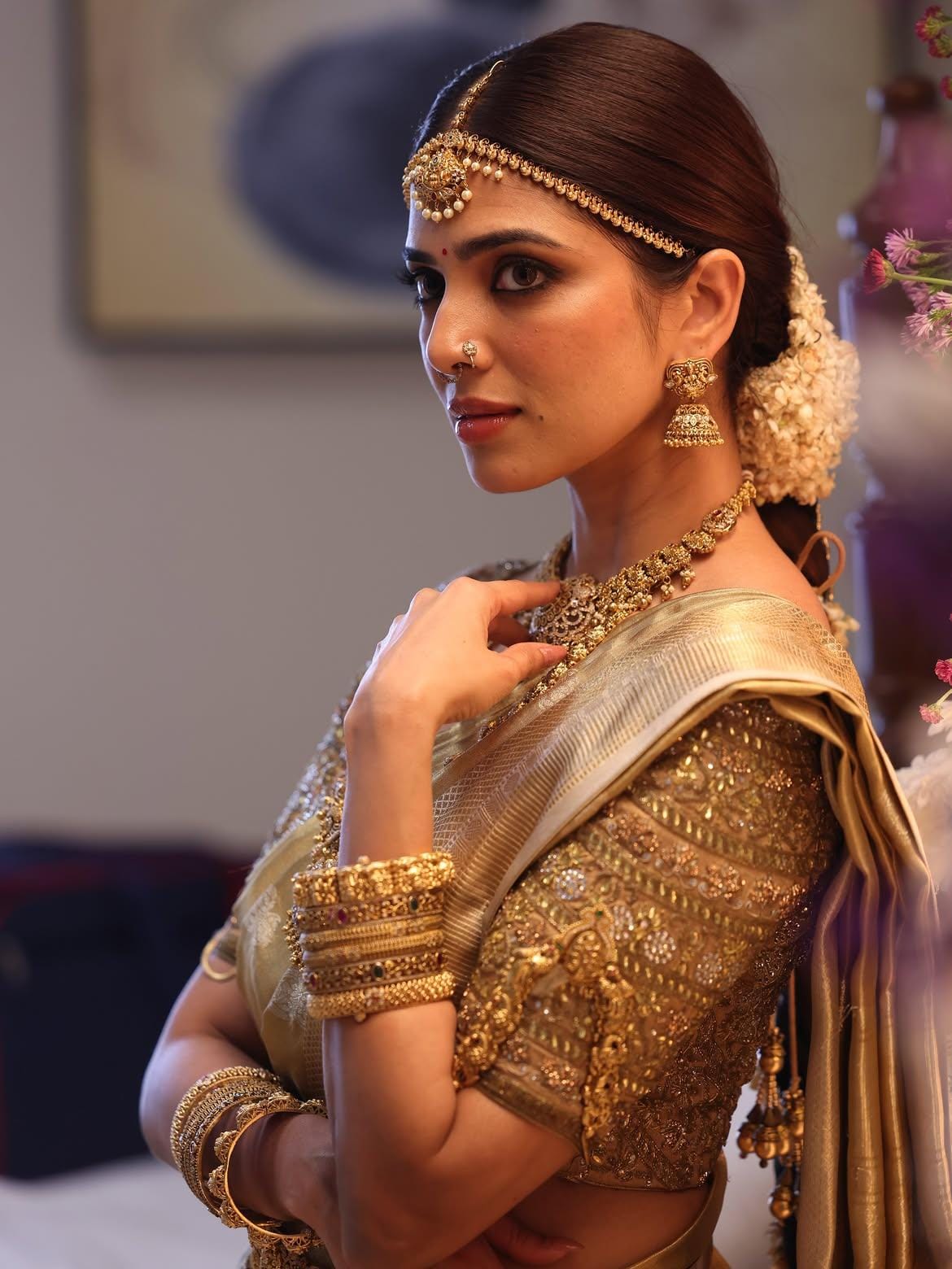 Malavika Mohanan shares first look from 'Idhayam Murali', says working with Fahadh Faasil 'felt like being back in college'