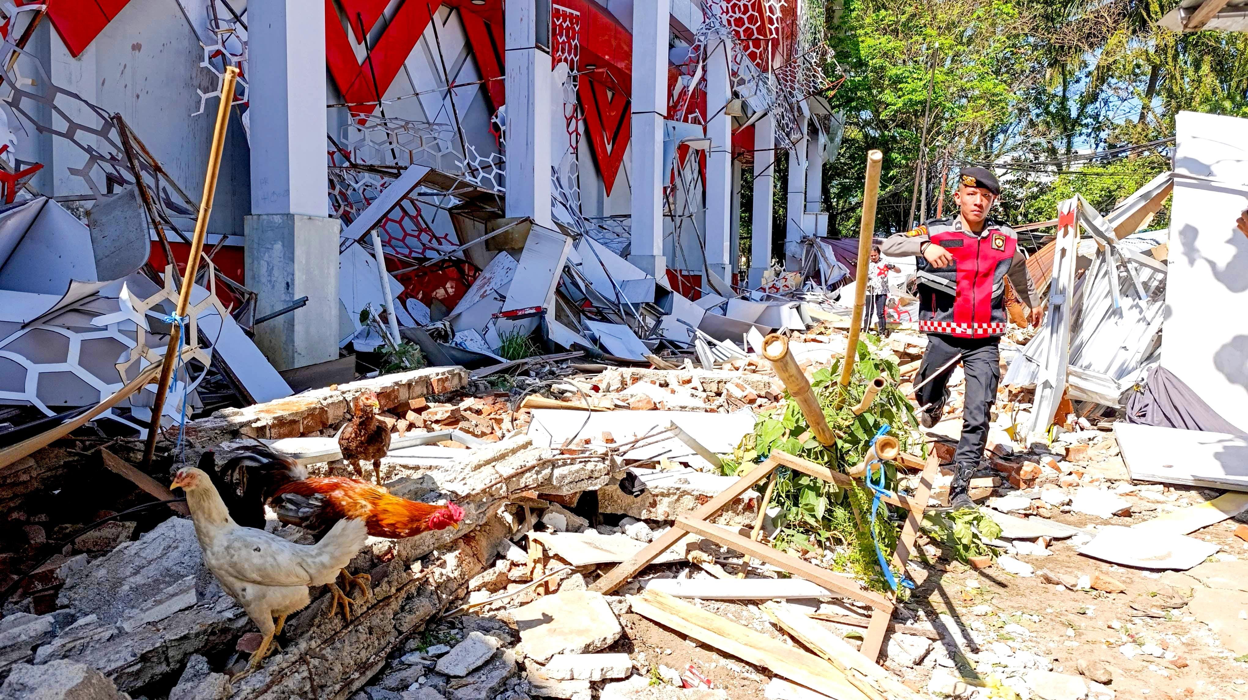 Manado: Earthquake Damage Reported in North Sulawesi