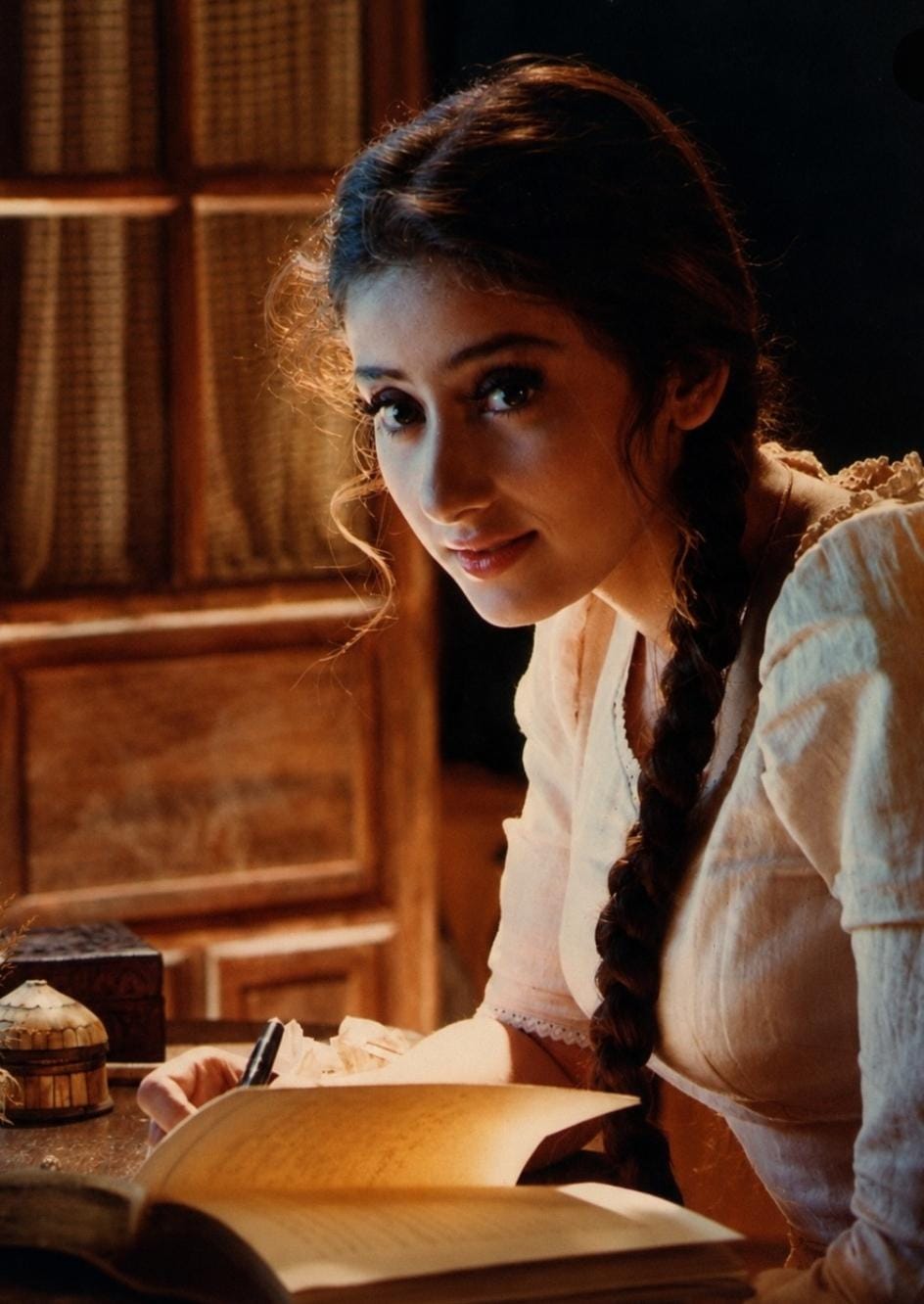 Manisha Koirala gets nostalgic over '1942: A Love Story', calls Rajeshwari a life-changing character
