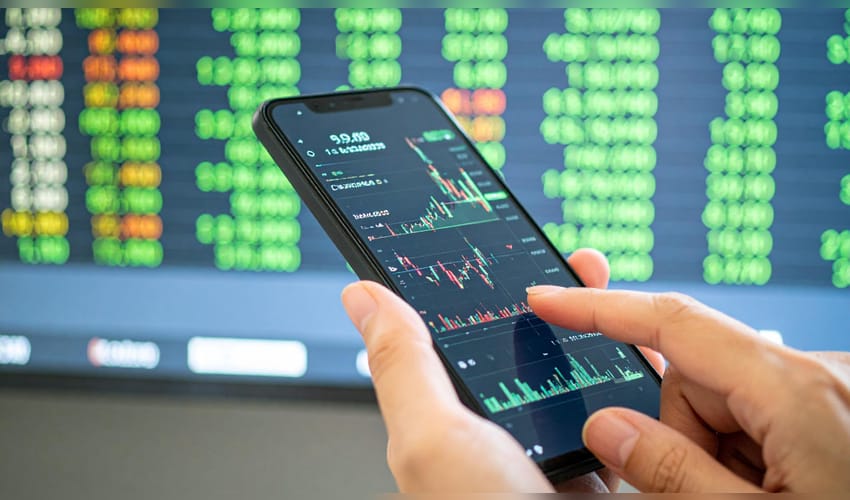 Measures to cool leveraged ETF market to come 'as early as possible': Financial regulator