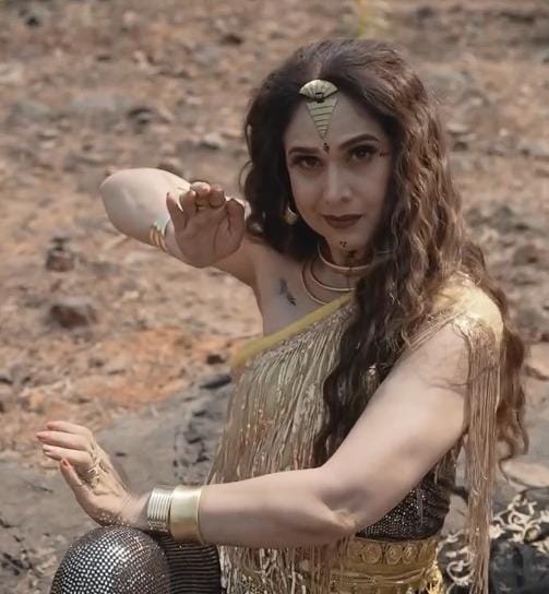 Meenakshi Seshadri recalls Reena Roy’s 70s ‘Nagin’ magic and Sridevi’s iconic ‘Nagina’ era