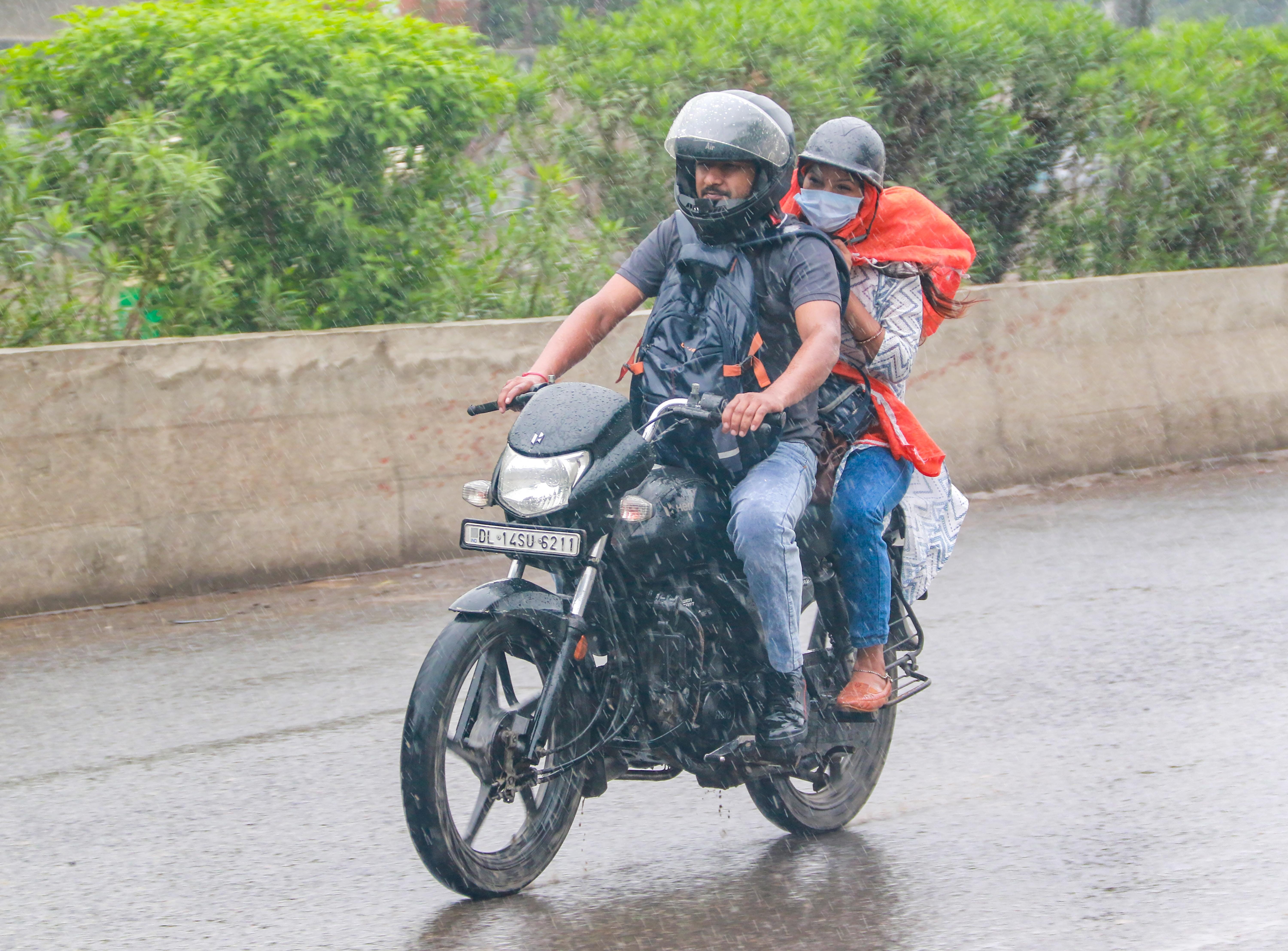 Monsoon Rain Lashes New Delhi
