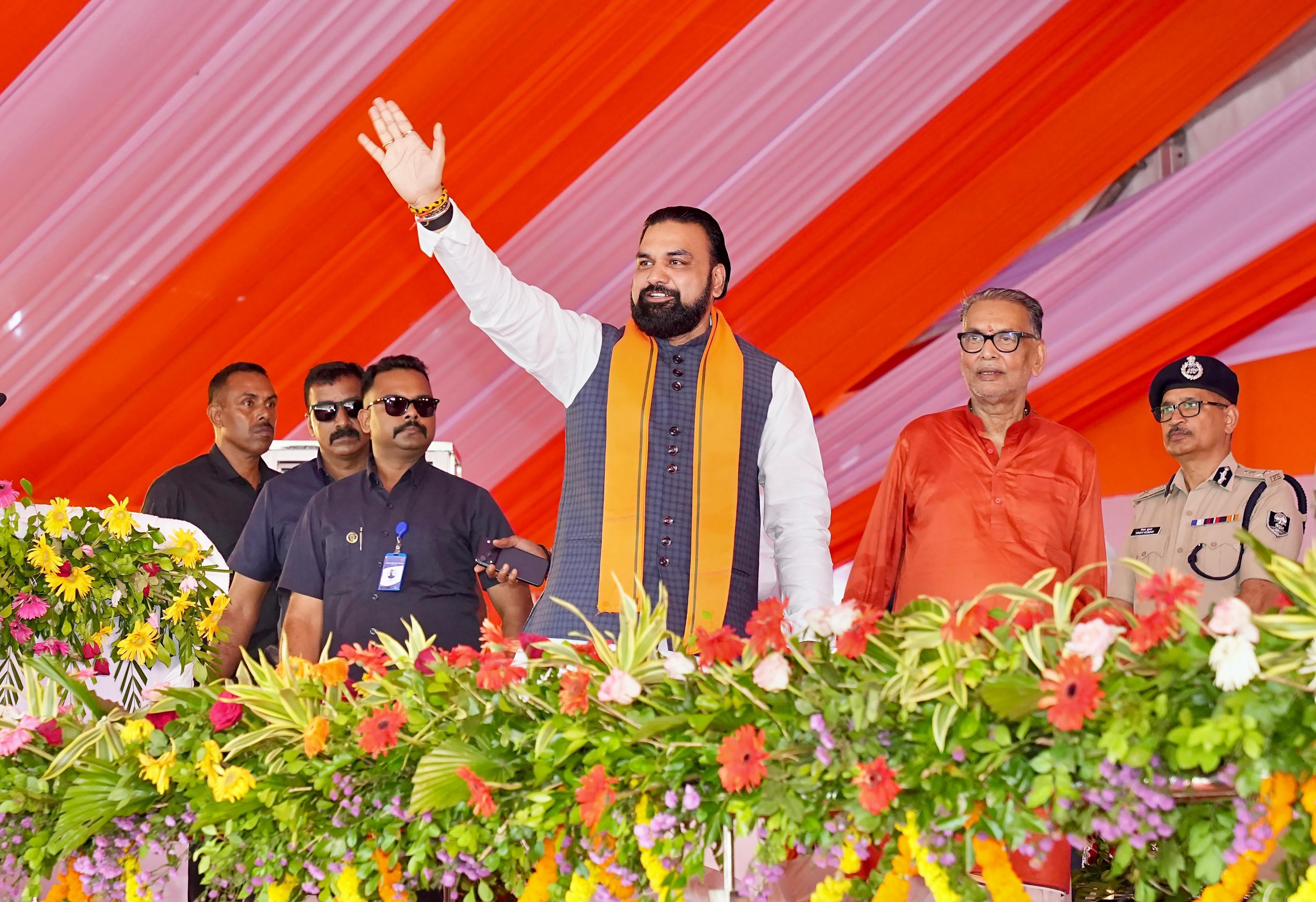 Motihari: Samrat Choudhary inaugurates Bapudham Mahotsav