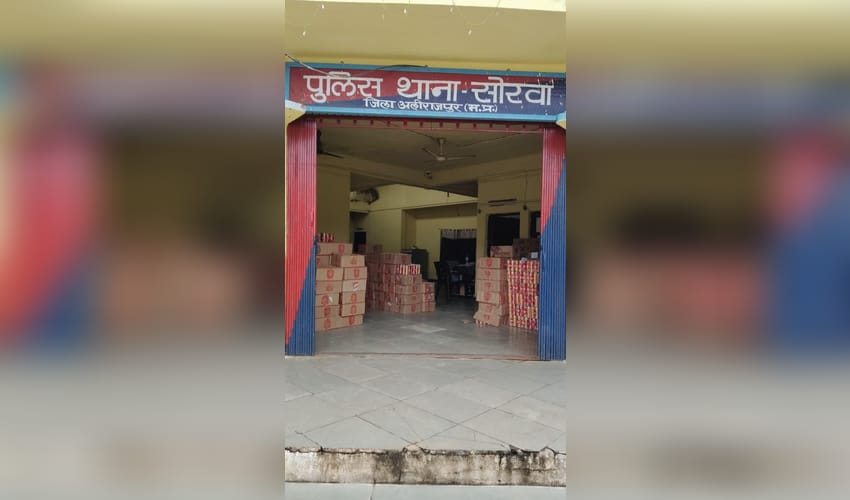 MP: 306 cartons of illicit liquor worth near Rs 11 lakh seized in Alirajpur