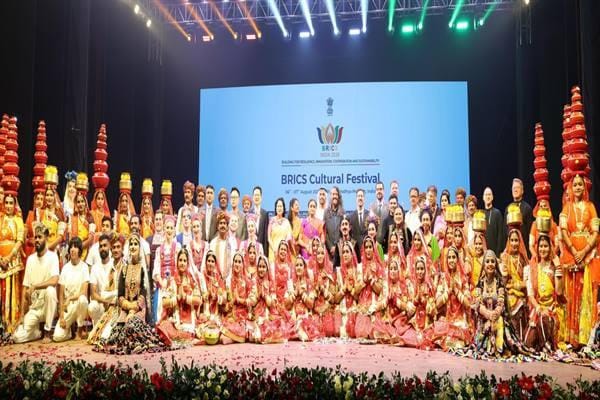 MP: Artists from 6 BRICS nations showcase culture in Bhopal (Photo: IANS)