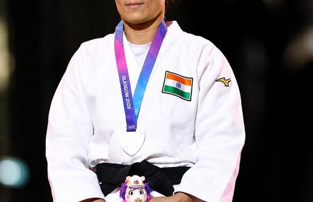 MP govt announces Rs 25 lakh cash, govt jobs each to athletes Yamini Maurya, Ajay Babu