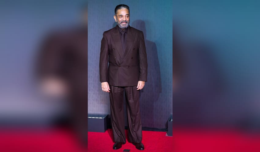 Mumbai: Celebrities Attend Indian National Cine Academy Awards Red Carpet