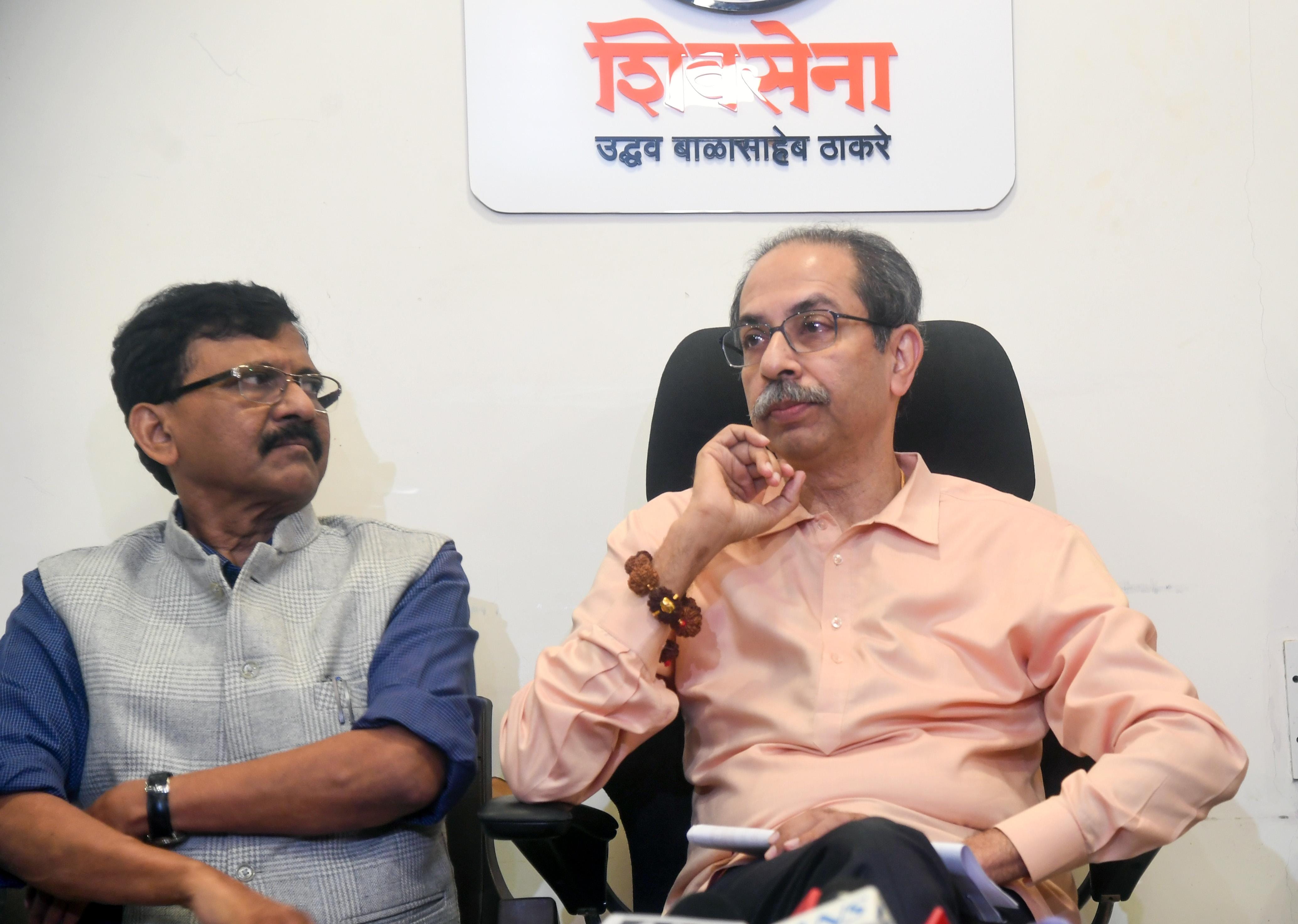 Mumbai: Uddhav Thackeray Addresses Press Conference