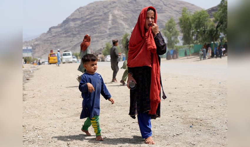 Nangarhar: Refugees arrive in eastern Afghanistan