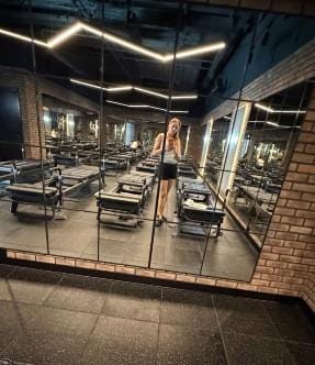 Nargis Fakhri swaps gym workout to try her hand at pilates 