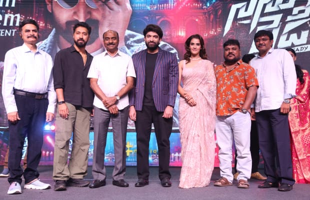Nargis Fakhri’s sizzling romantic number 'Konchem Konchem' from Havish-starrer 'Nenu Ready' released (Photo:IANS/PR)