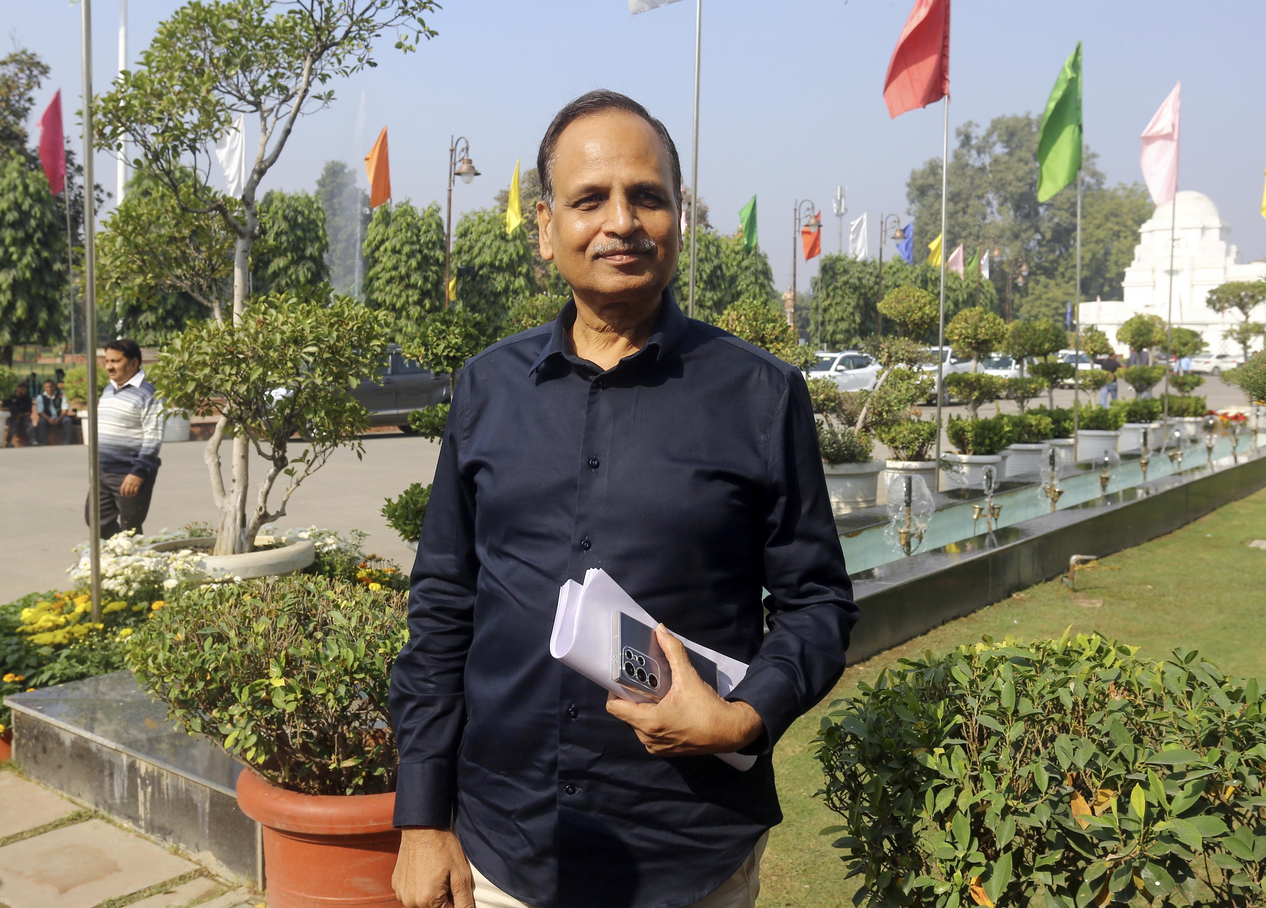 New Delhi: AAP MLA Satyendar Jain arrives to attend the winter session of the Delhi Legislative Assembly 