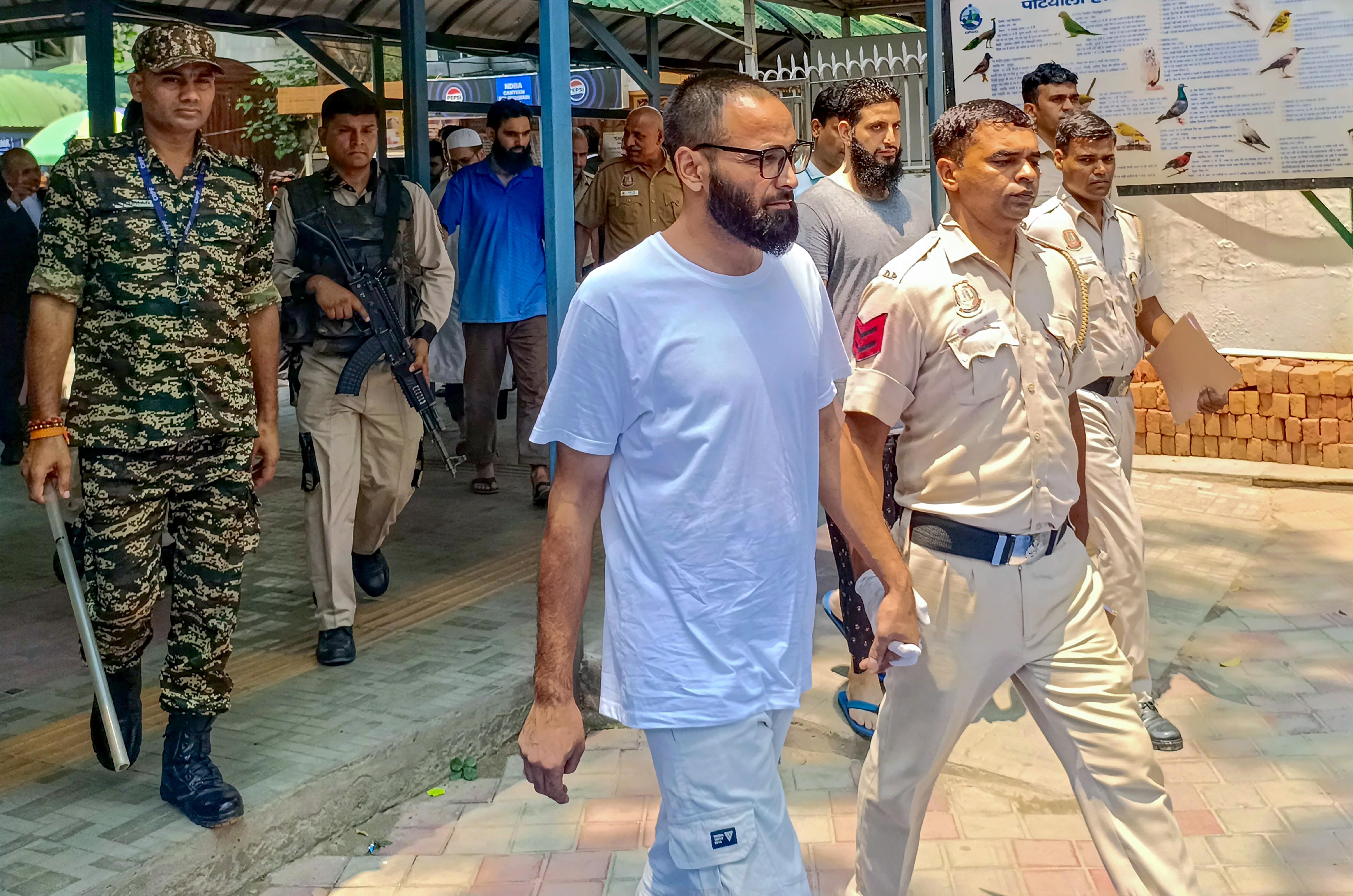 New Delhi: Accused produced in Red Fort blast case hearing