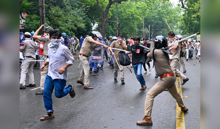 New Delhi: CJP holds ‘Chalo Sansad’ protest march towards Parliament