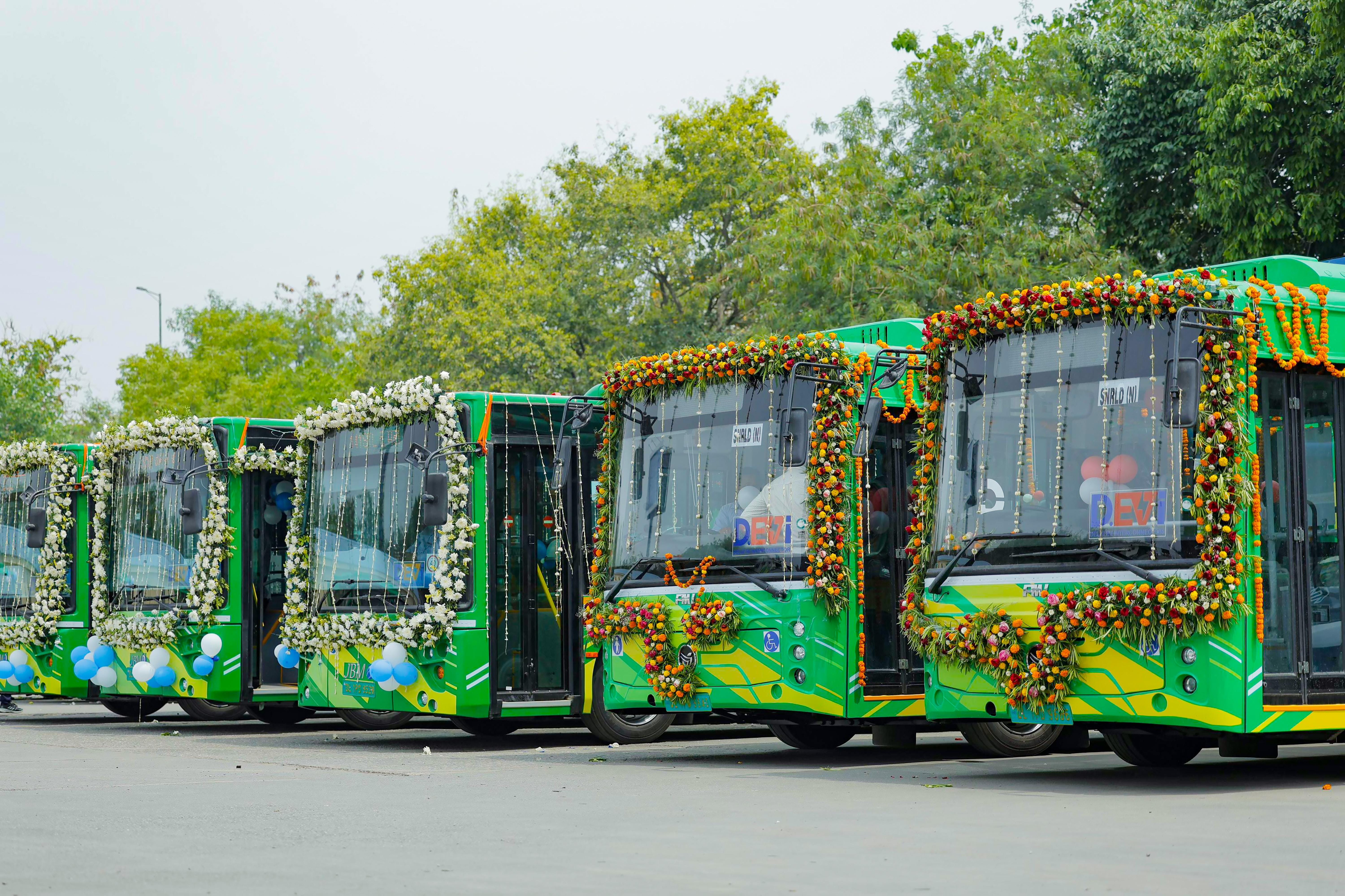 New Delhi: CM Rekha Gupta flags off electric buses