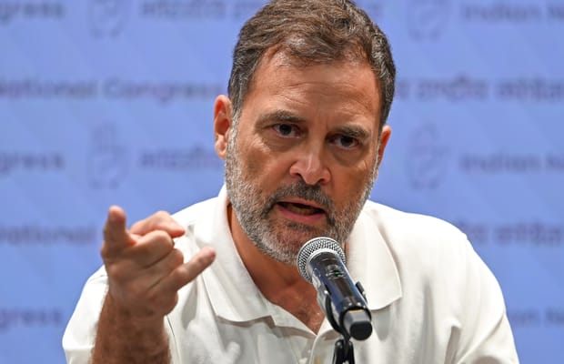 New Delhi: Congress Leaders Address Press Conference