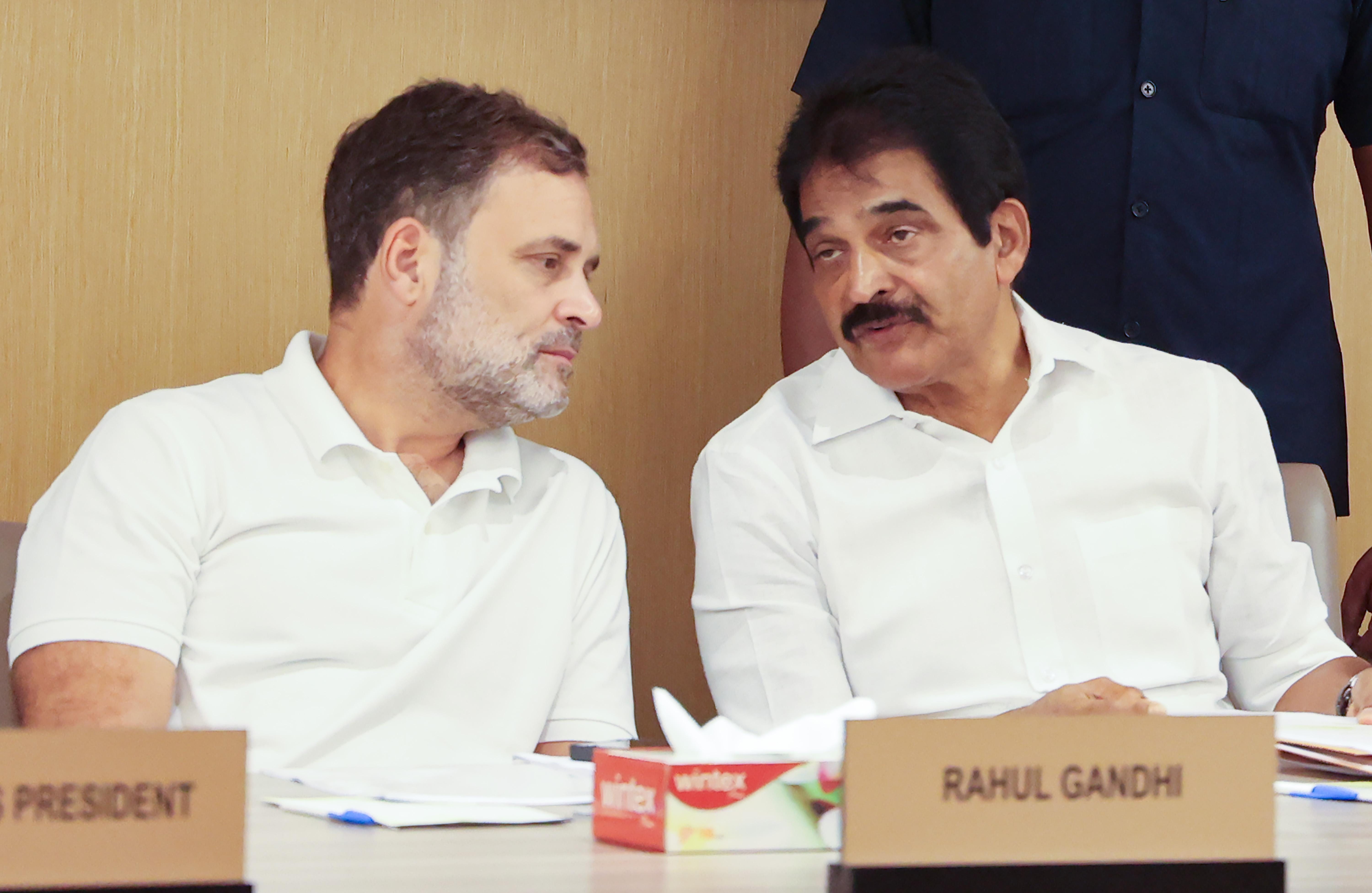 New Delhi: CWC meeting at Indira Bhawan