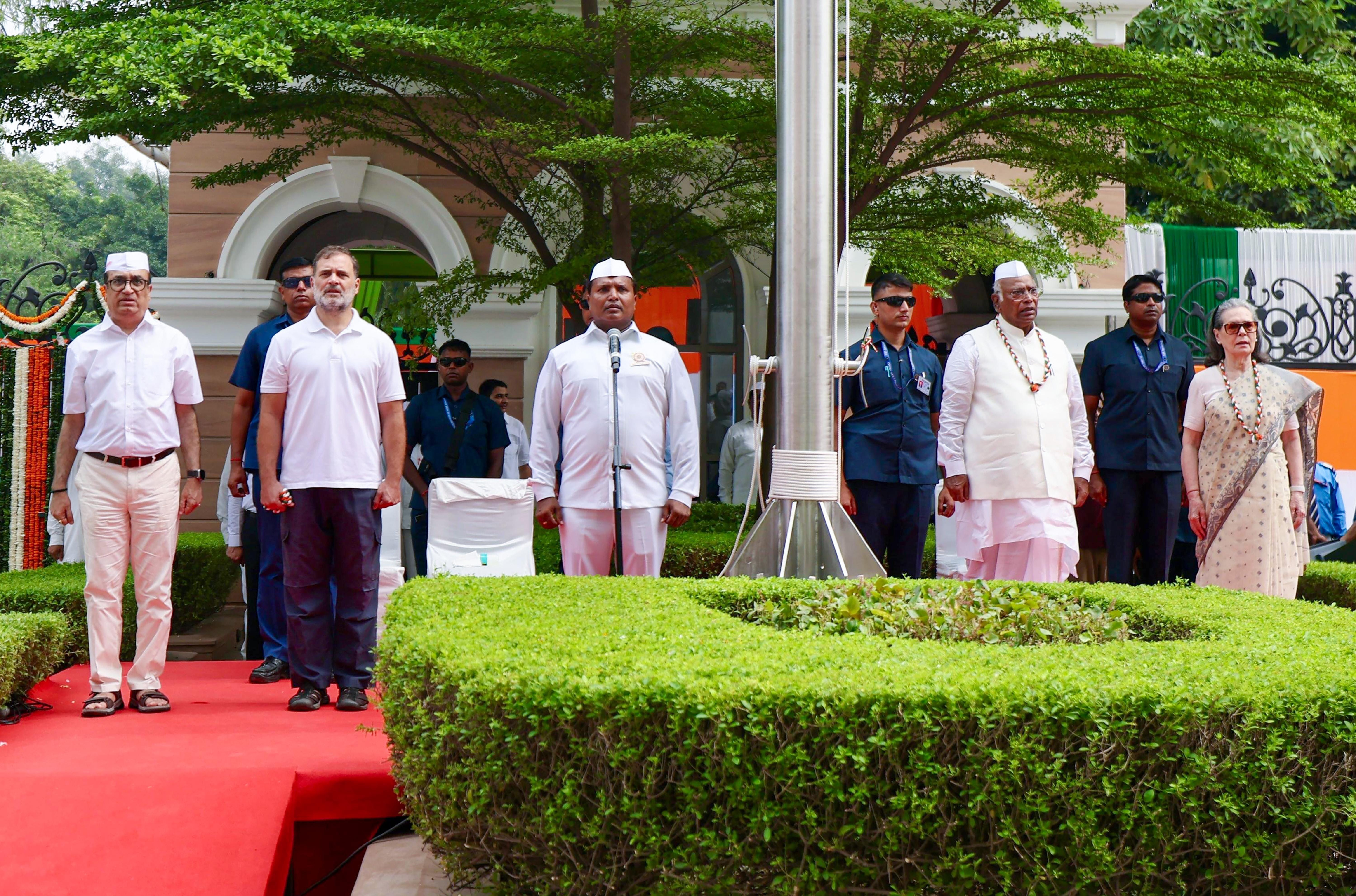 New Delhi: I-Day celebrations at AICC headquarters