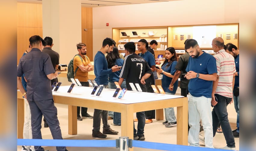 New Delhi: iPhone 17 Launch in India