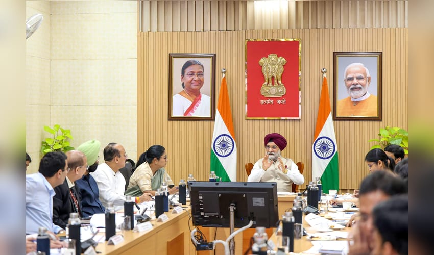 New Delhi: LG Reviews Deregulation and Compliance Reforms