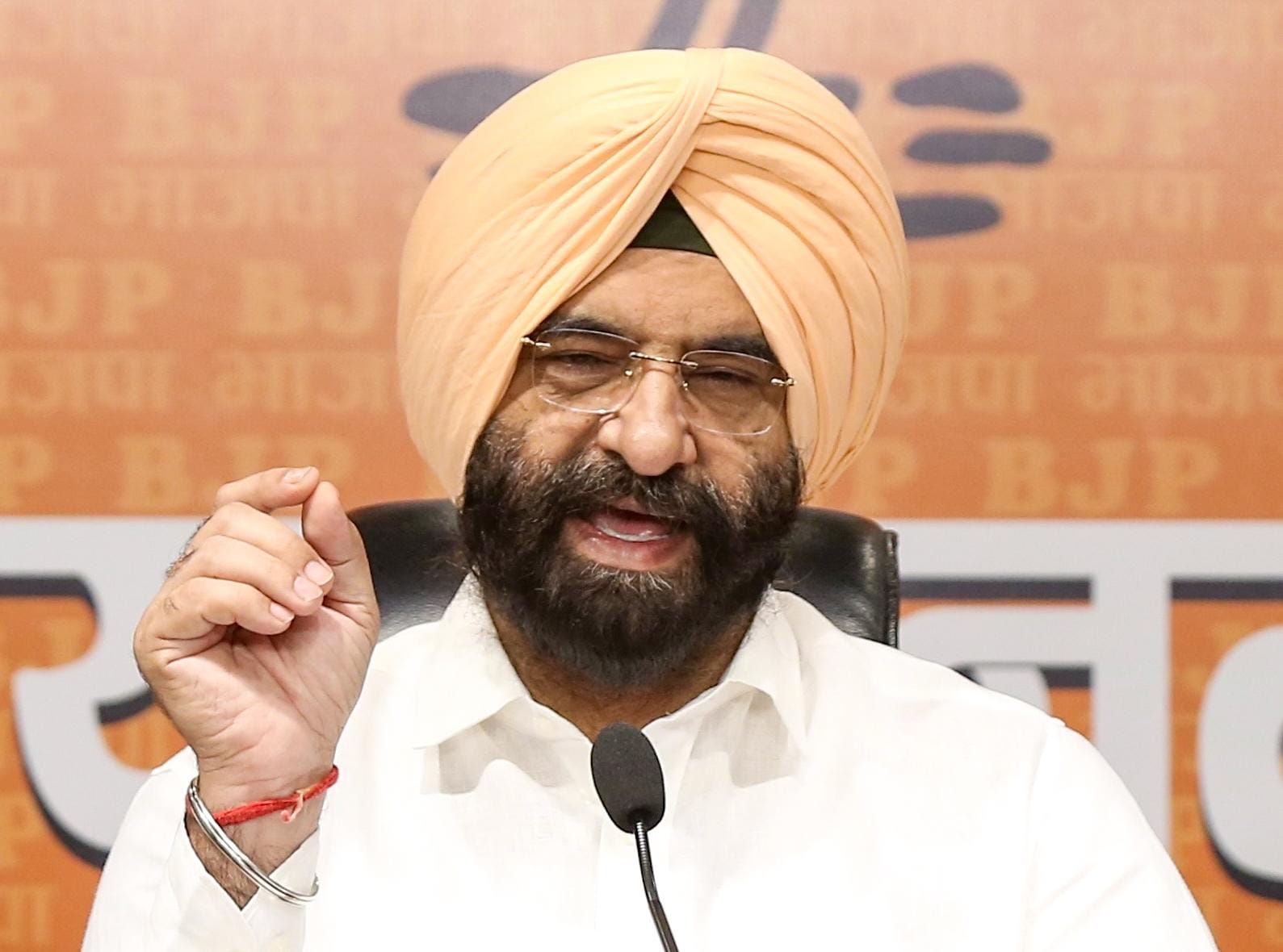 New Delhi: Manjinder Singh Sirsa addresses press conference at BJP headquarters