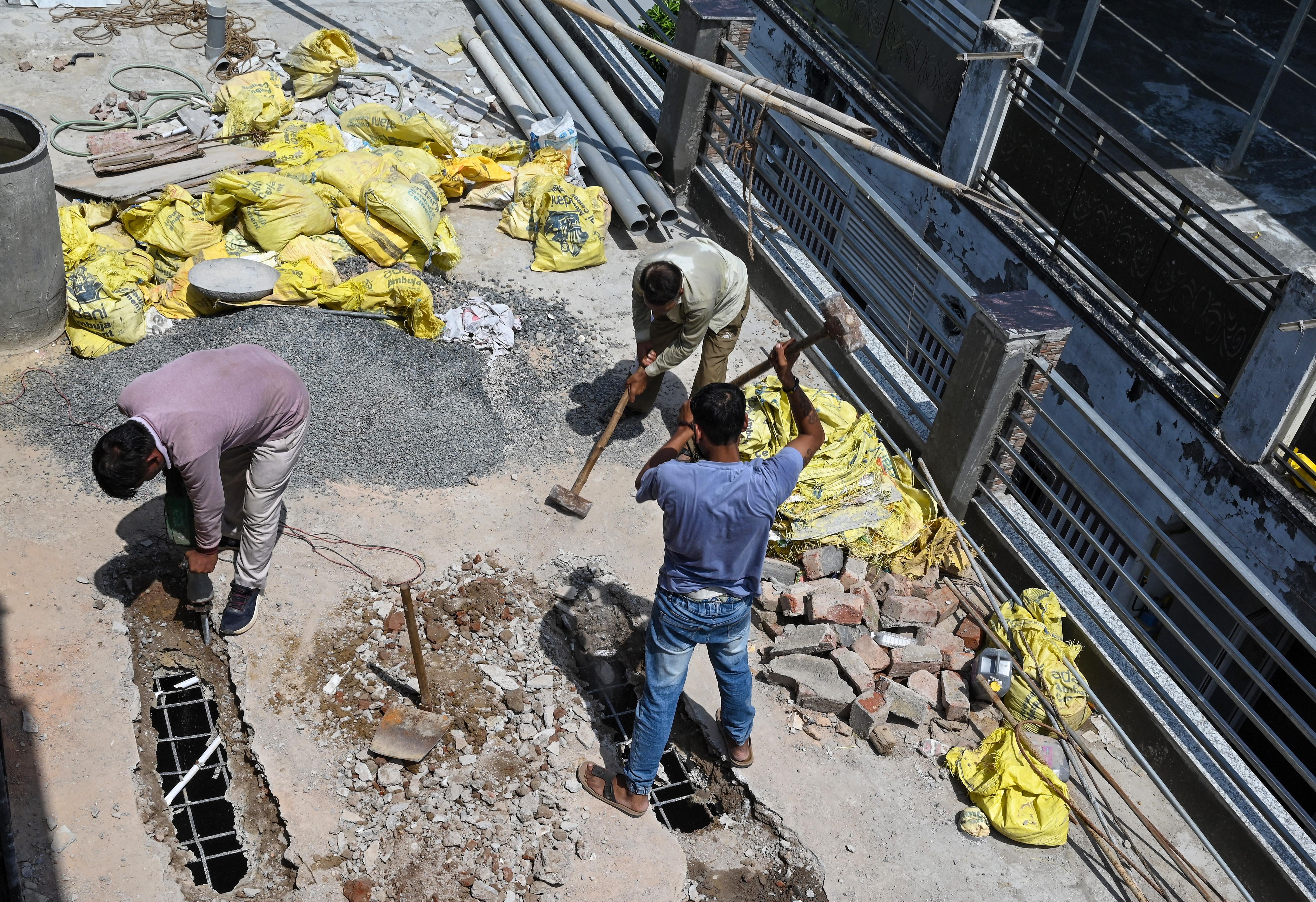 New Delhi: MCD Demolition Drive at PG in Laxmi Nagar