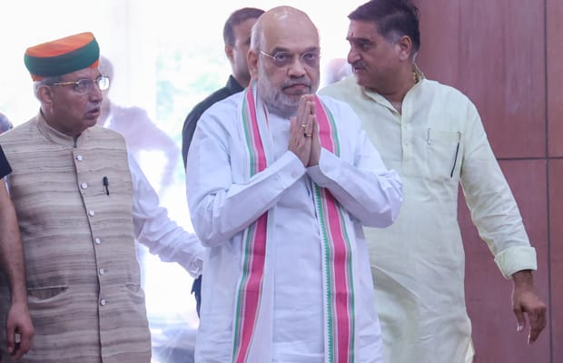 New Delhi: NDA Parliamentary Party's 'Mangal Milan' meeting