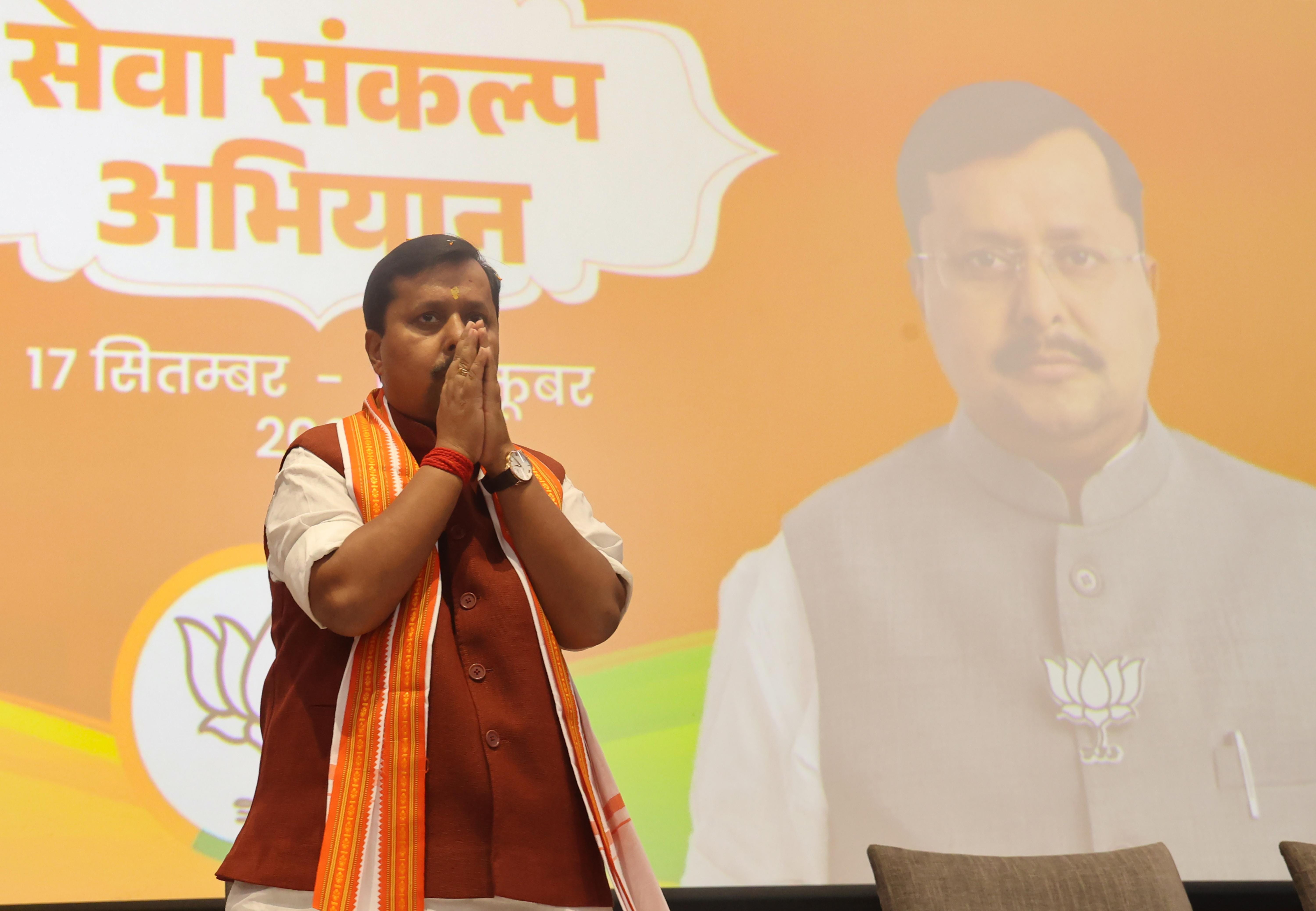 New Delhi: Nitin Nabin meets BJP’s newly appointed national team