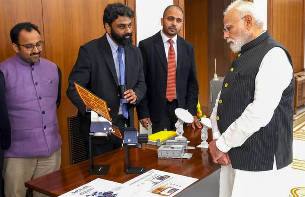 New Delhi: PM Modi interacts with space sector startups and innovators