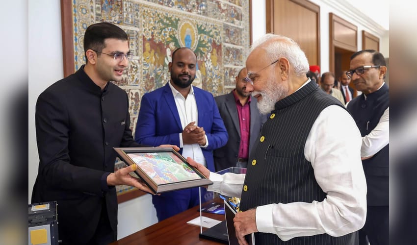 New Delhi: PM Modi interacts with space sector startups and innovators