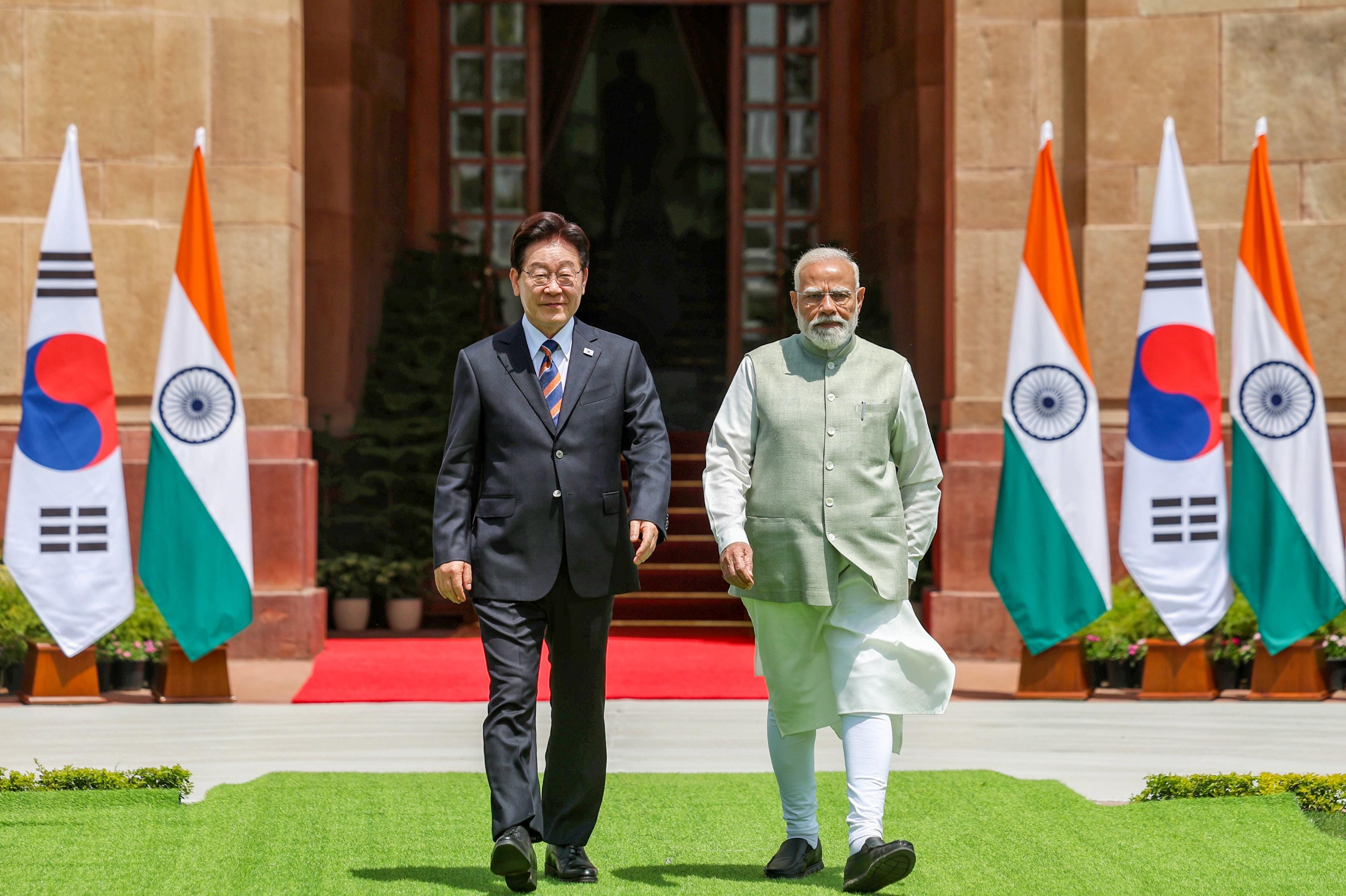 New Delhi: PM Modi with South Korean President at Hyderabad House