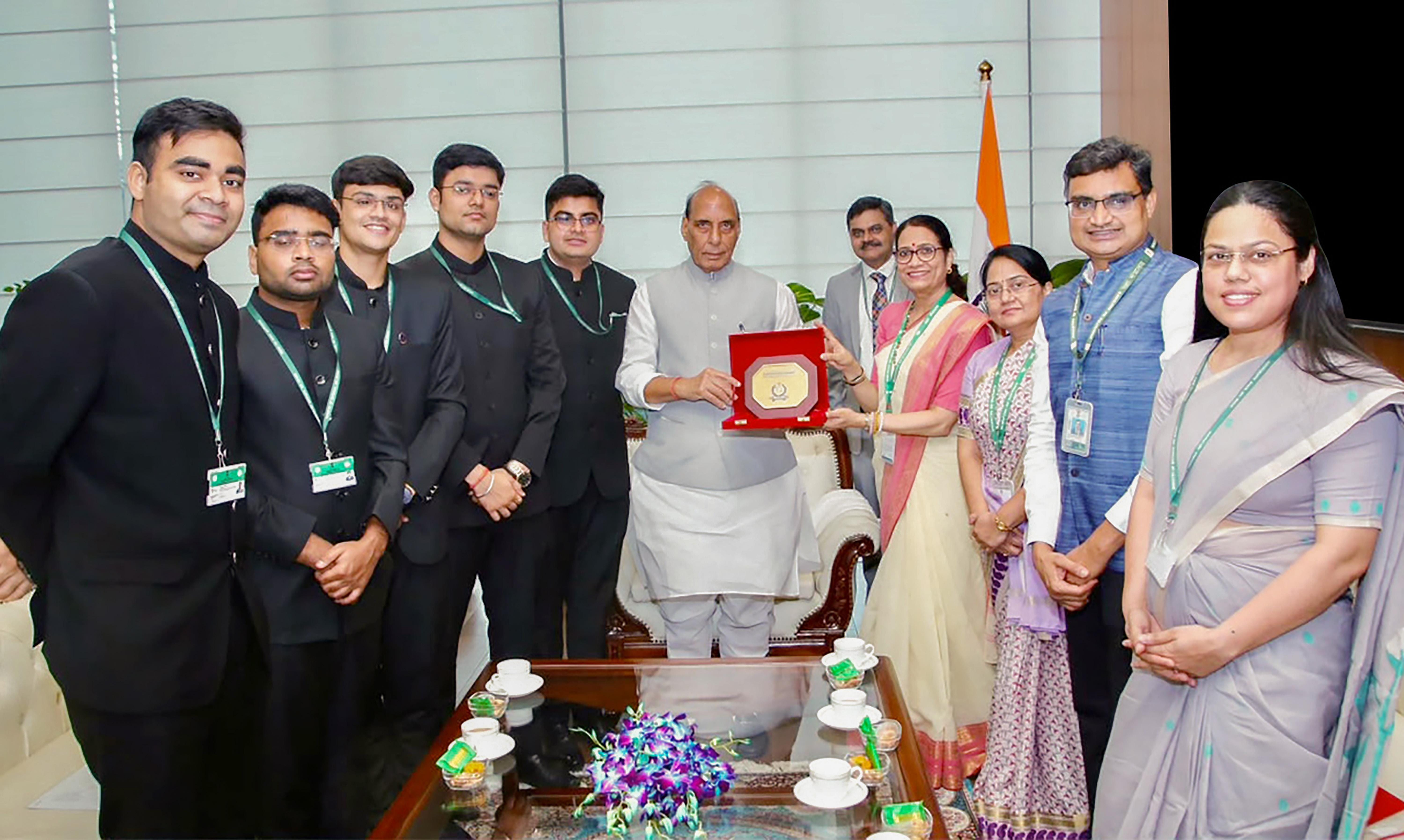 New Delhi: Rajnath Singh meets Indian Defence Estates Service officer trainees