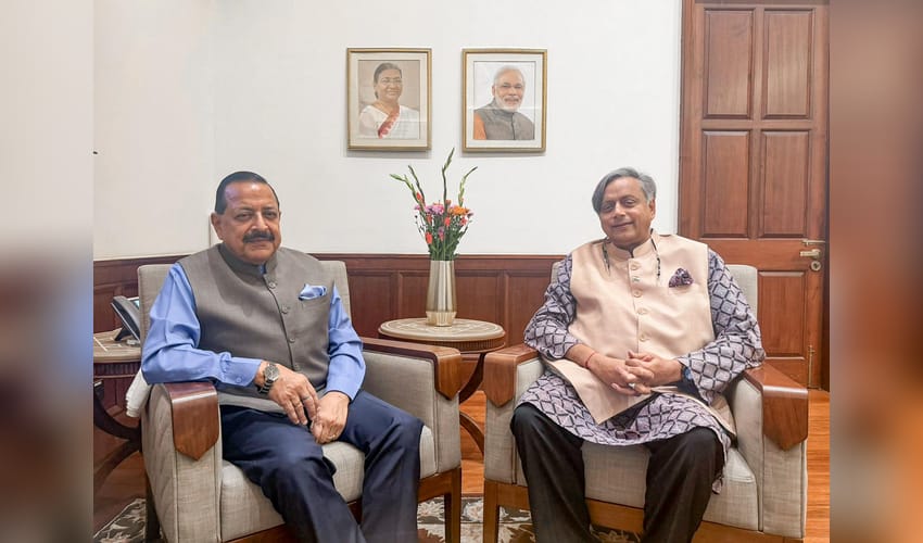 New Delhi: Shashi Tharoor meets Jitendra Singh at Parliament House