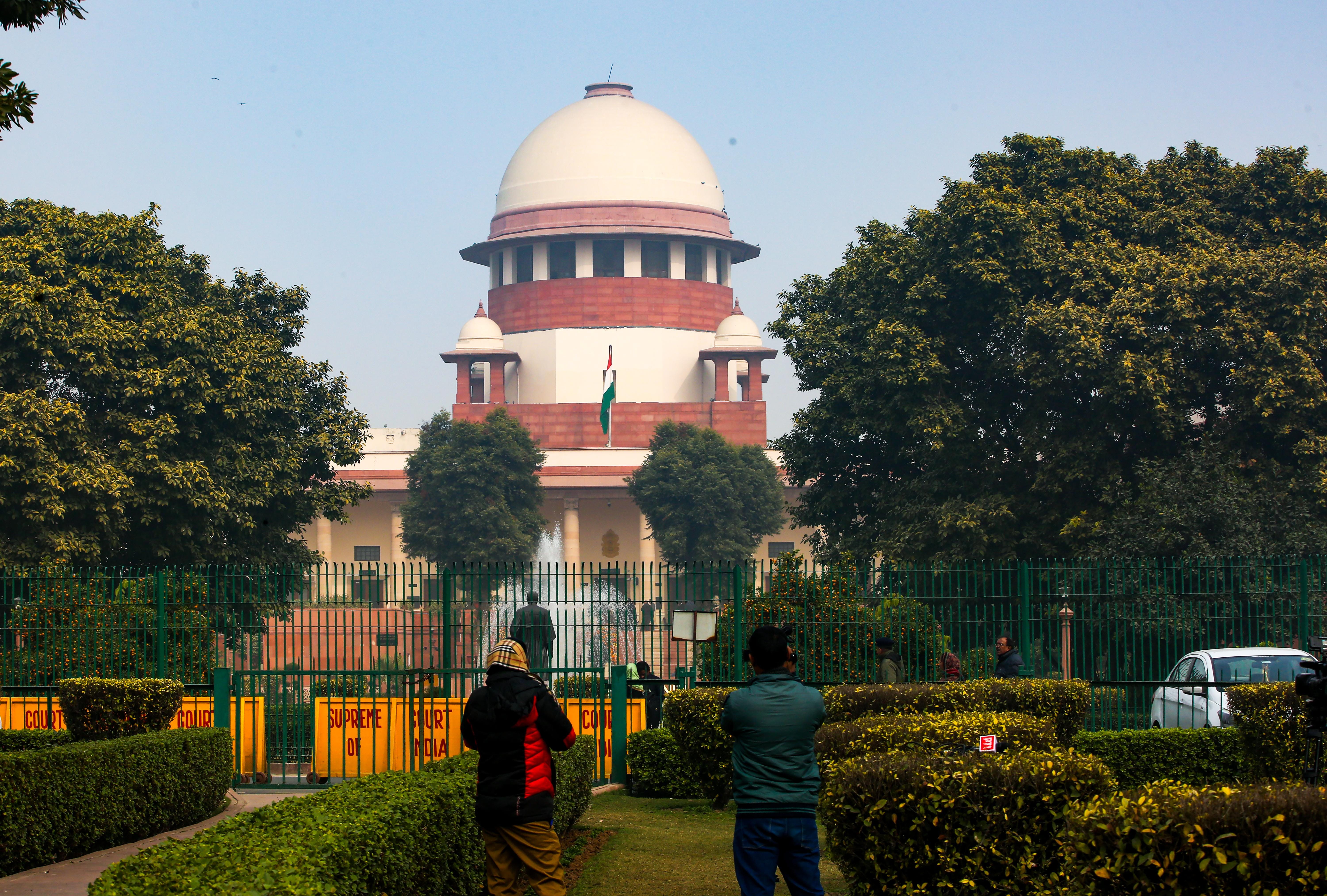 New Delhi: Supreme Court Stands Tall Under Clear Sky