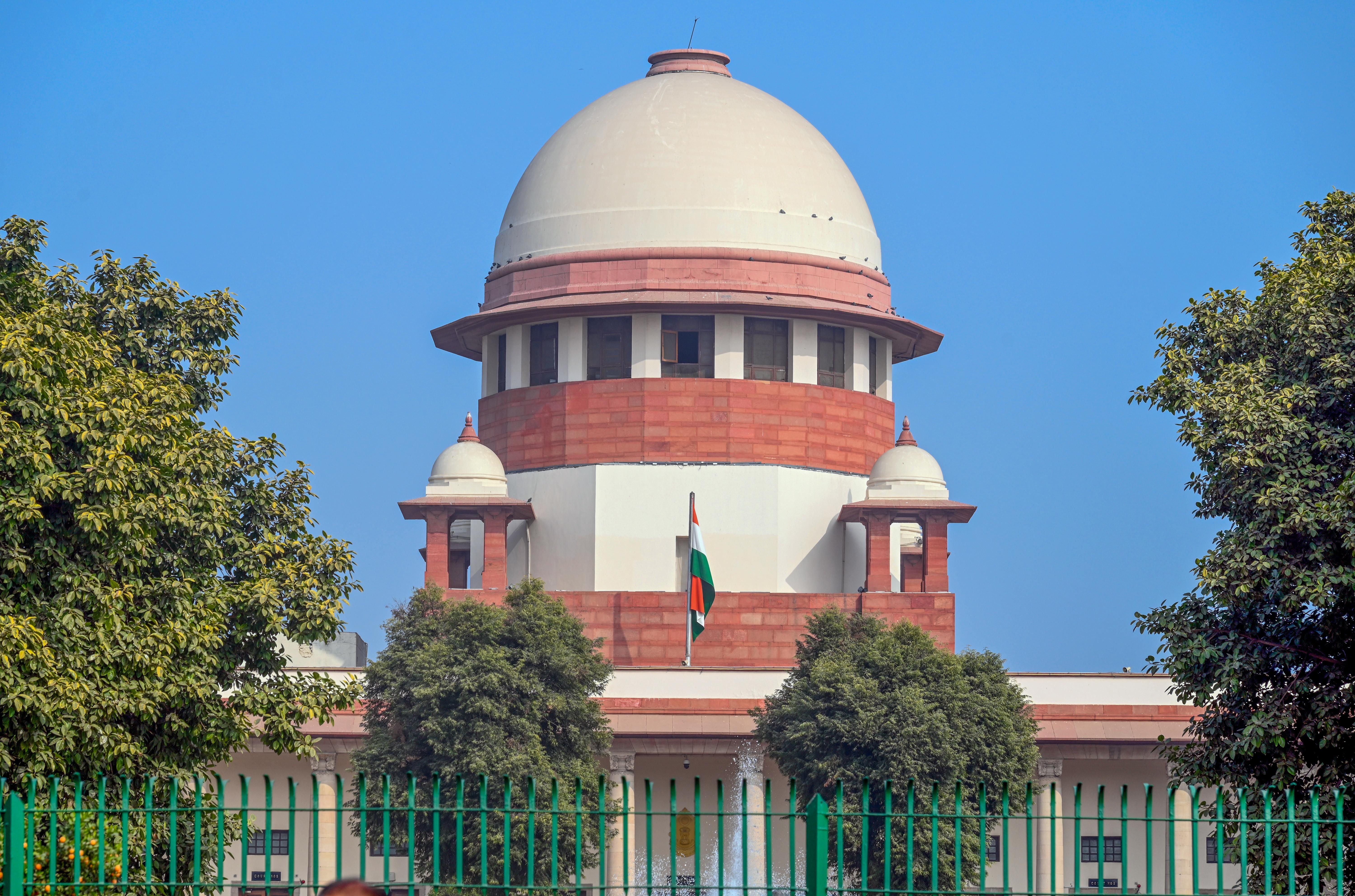 New Delhi: Supreme Court Stands Tall Under Clear Sky