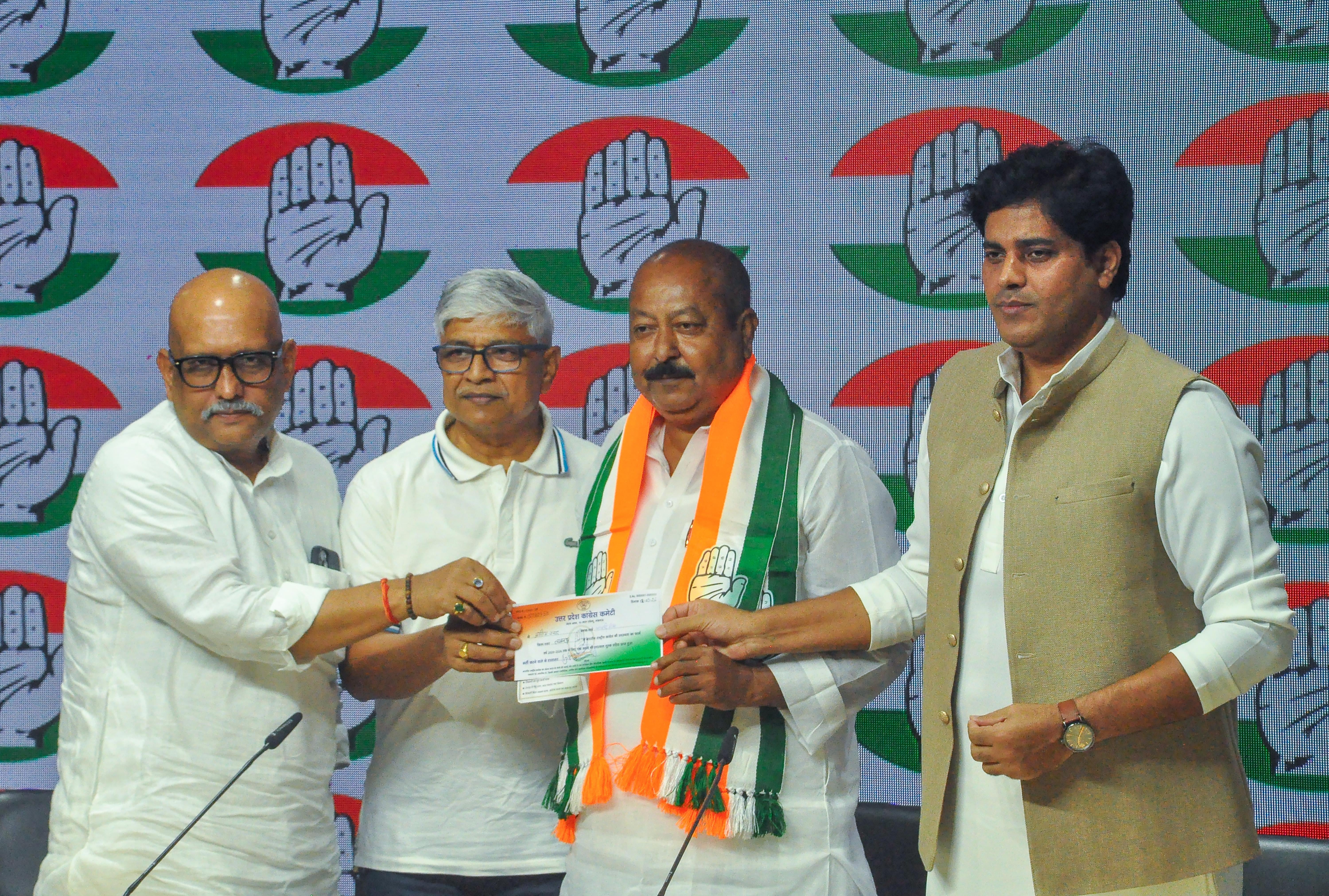 New Delhi: Syed Asim Waqar Joins Congress