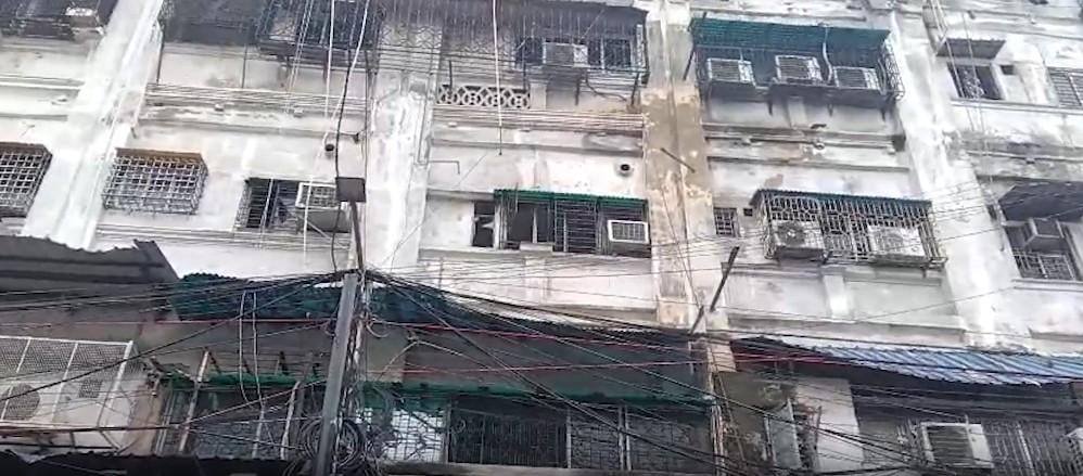 Nine killed as massive fire breaks out at hotel in Kolkata