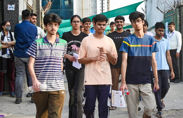 Noida: Joint Entrance Examination (JEE) Advanced