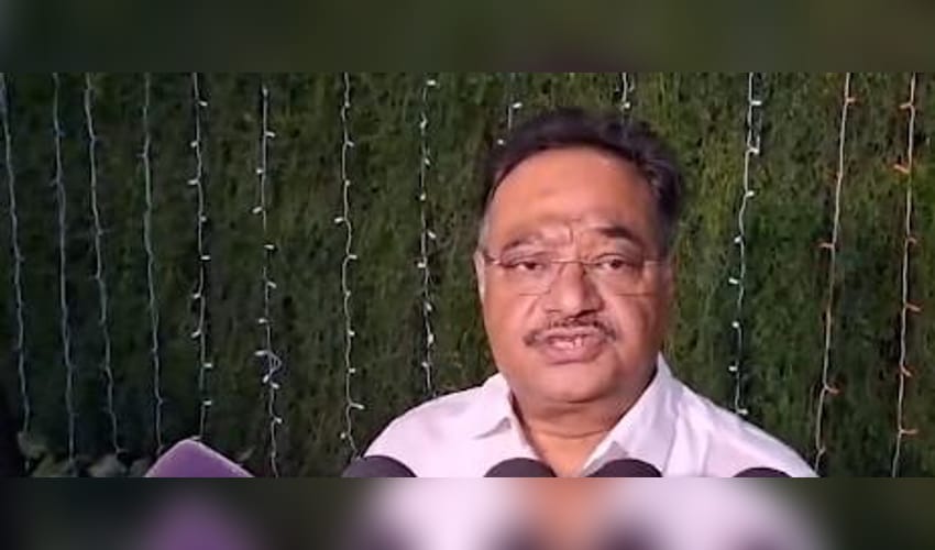 One held for extorting money from firm impersonating Bengal BJP chief Samik Bhattacharya