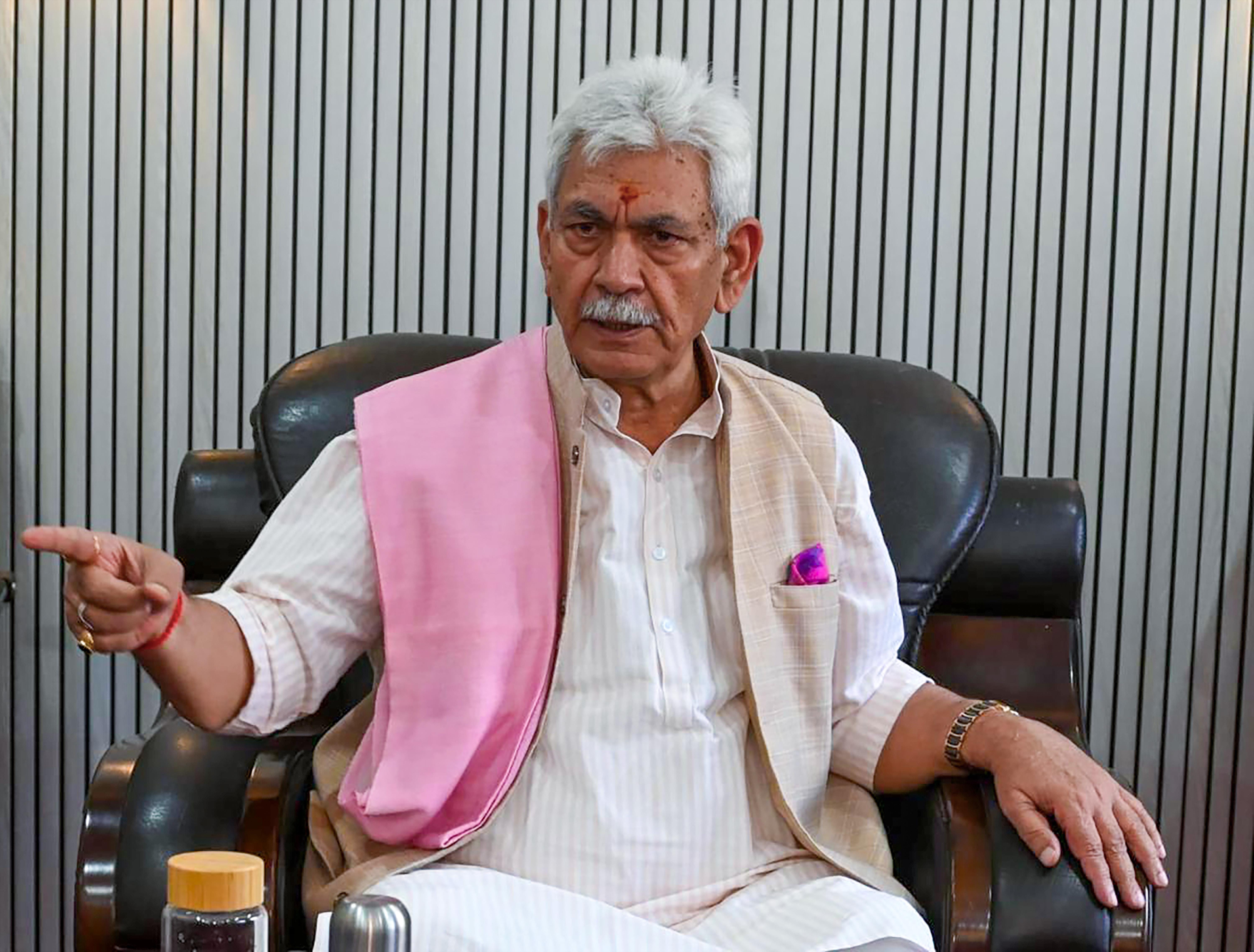 Pahalgam: Manoj Sinha reviews Amarnath Yatra arrangements at Nunwan Base Camp