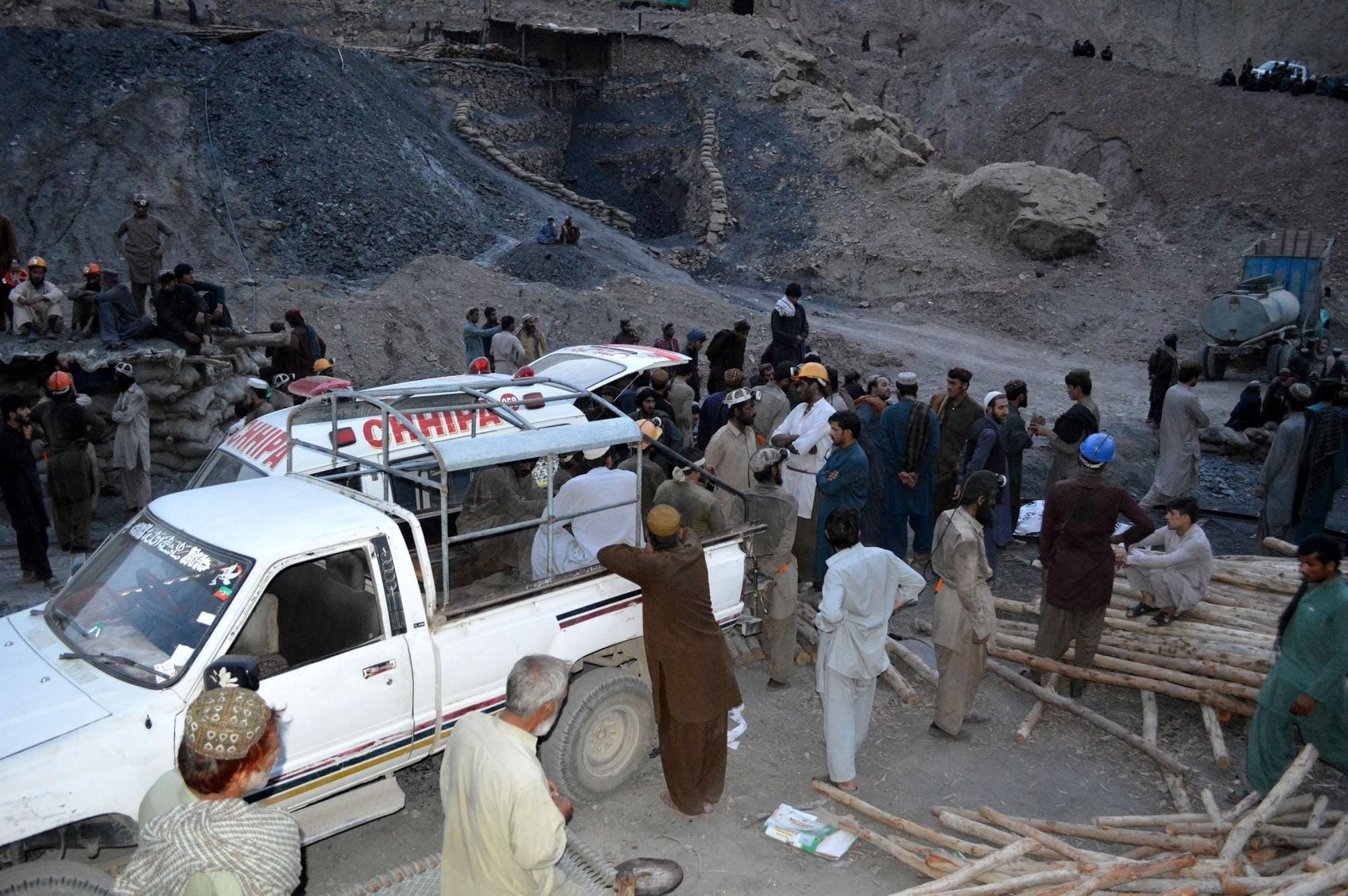 Pakistan: 15 coal miners killed, over two dozen missing after coal mine blast in Balochistan