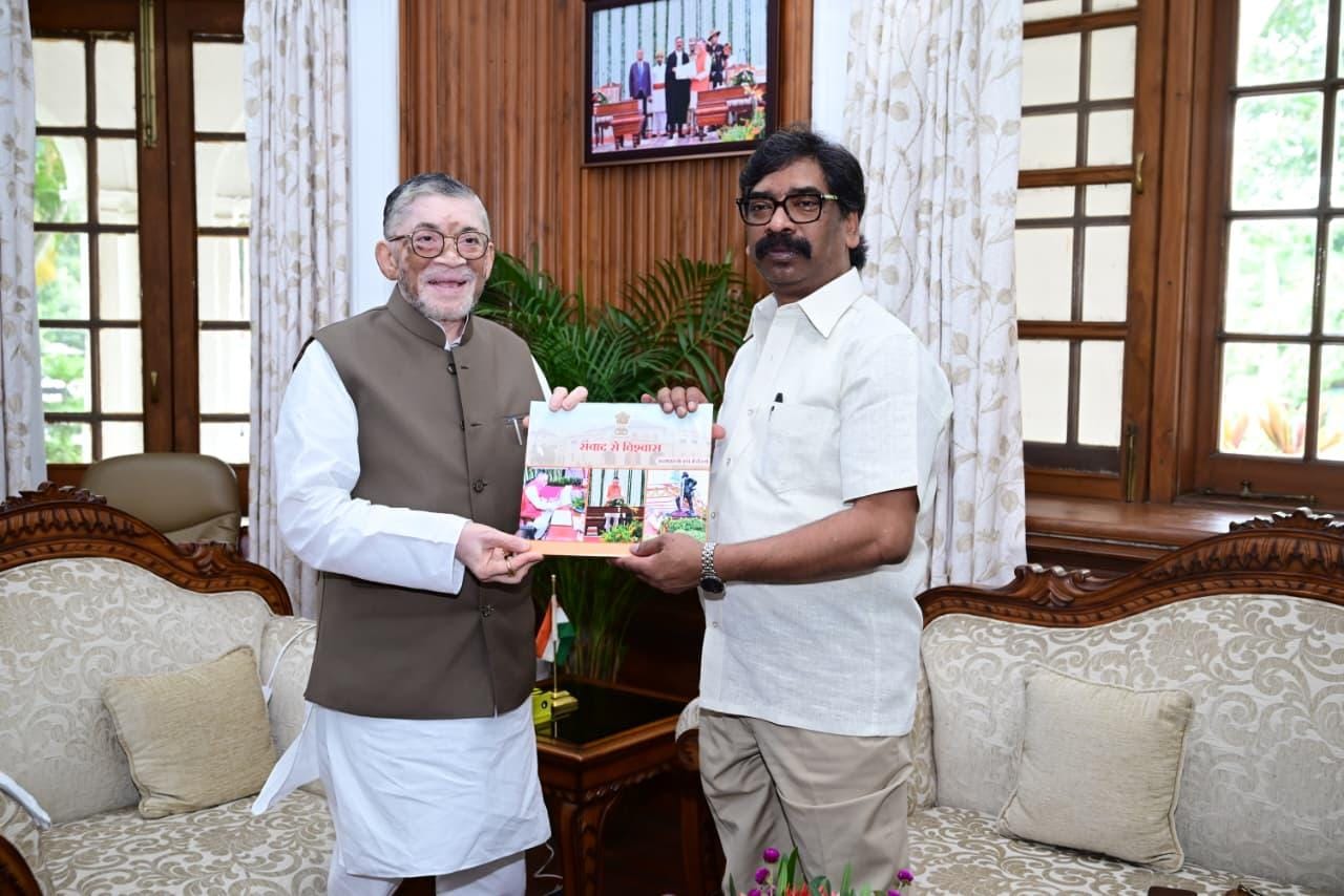 Paper leak issue turning into a national crisis, may speak to Union Home Minister: Hemant Soren