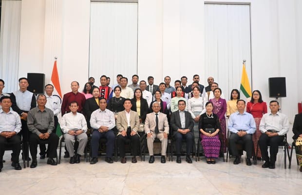 Parliamentary delegation departs for India from Myanmar, showing cross-party consensus in close ties