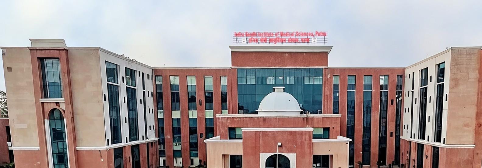 Patients' families raise treatment, Ayushman scheme concerns before Bihar Health Minister at Patna hospital