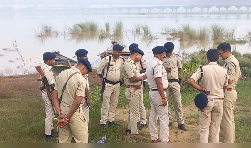 Patna police encounter extortion gang on Son River; 62 rounds fired, top-10 criminal injured