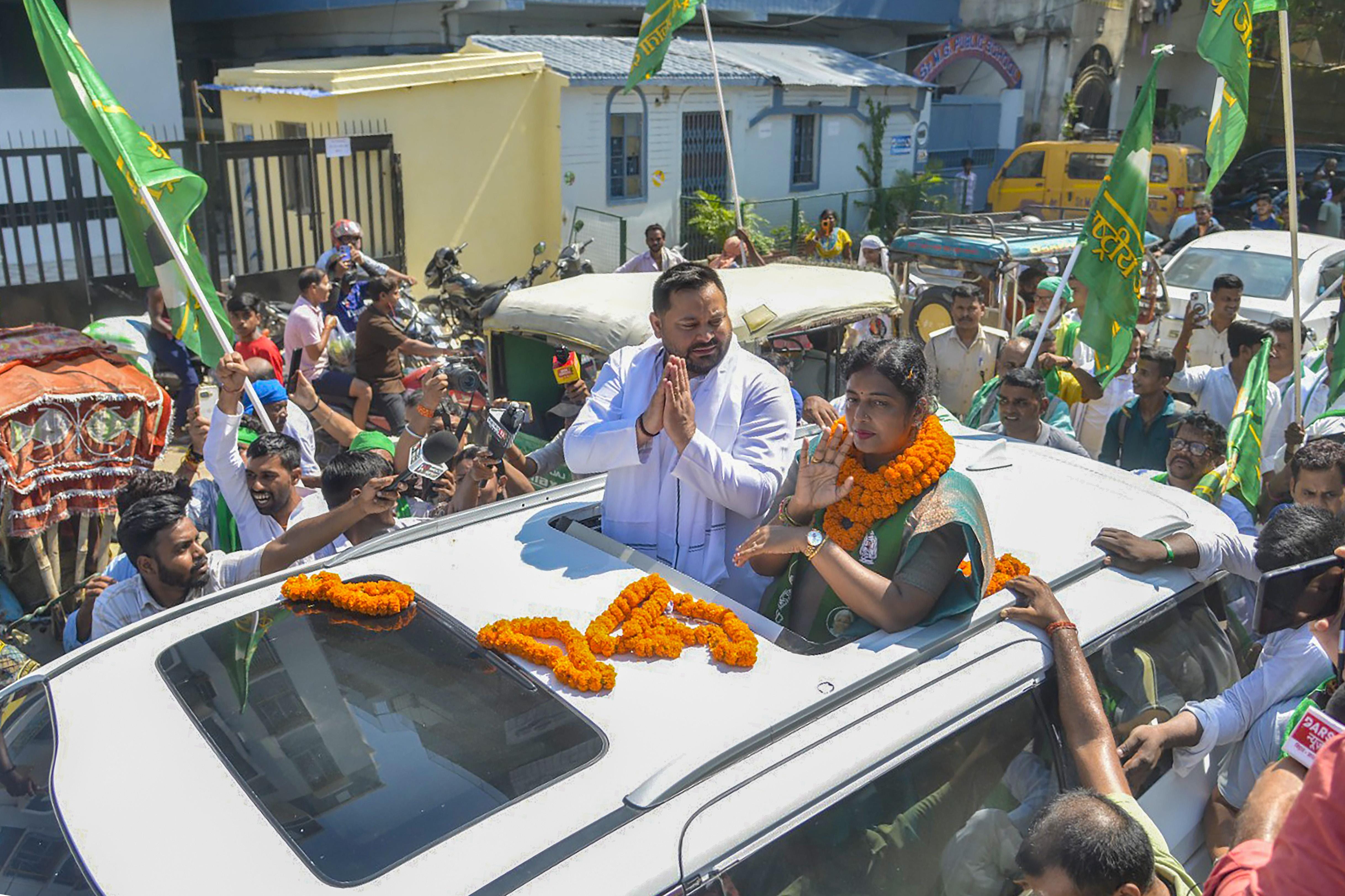 Patna: Tejashwi Yadav campaigns for Bankipur bypoll