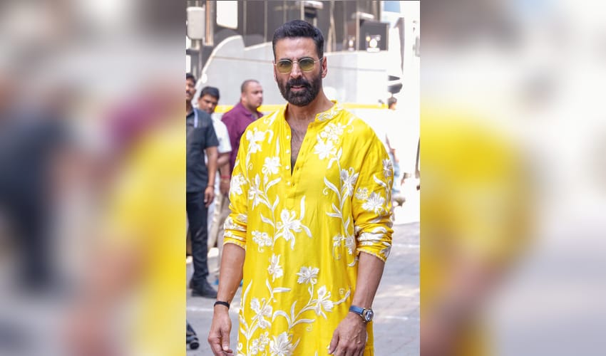 Peak bromance: Akshay Kumar birthday wish for Saif Ali Khan oozes substantial warning